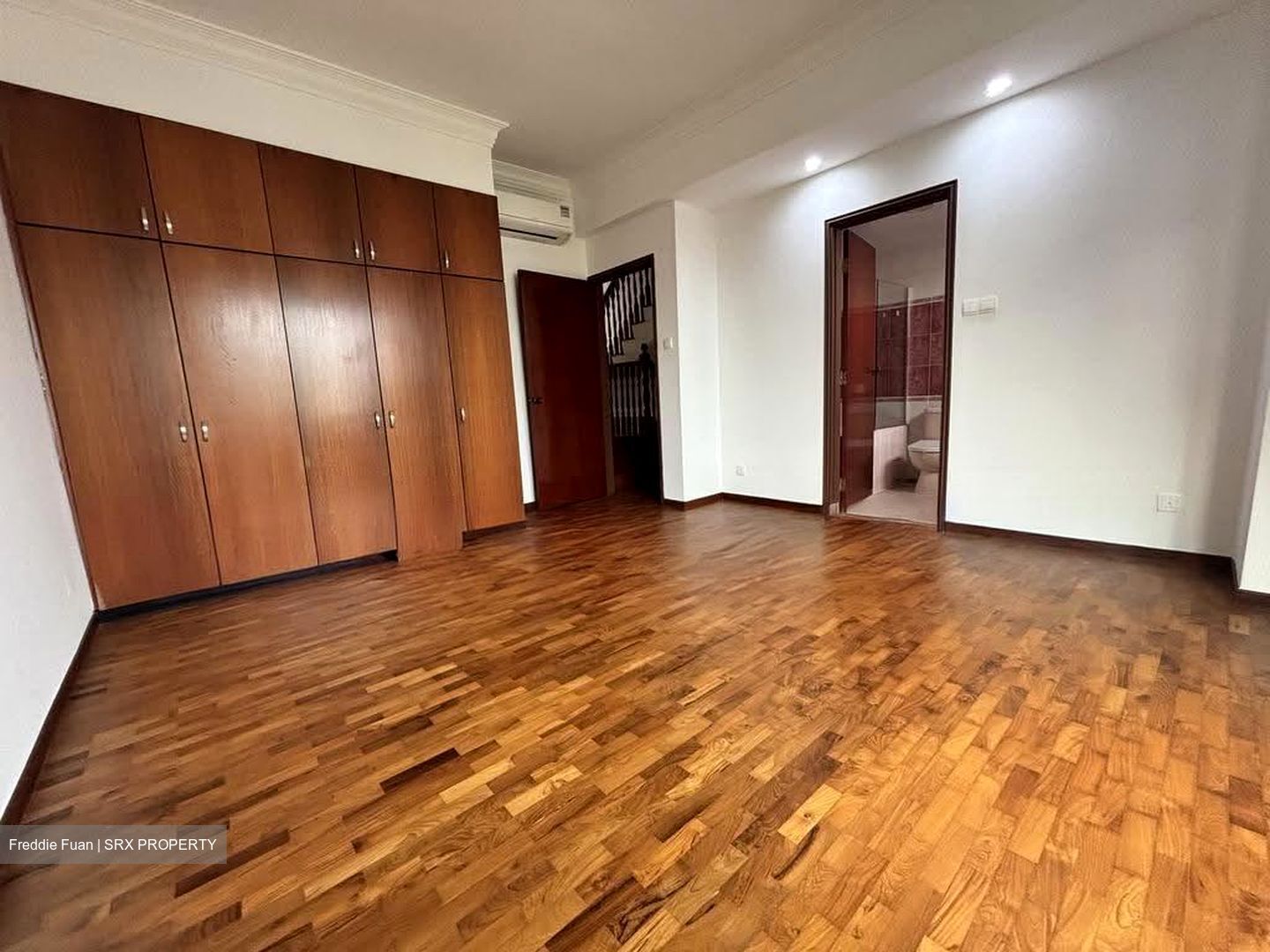 Highgate Crescent (D21), Terrace #625107861